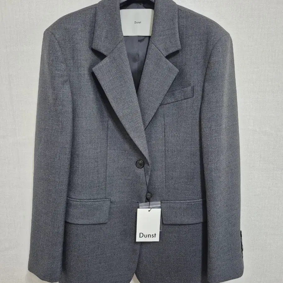 던스트 ESSENTIAL 2 BUTTON WOOL BLAZER