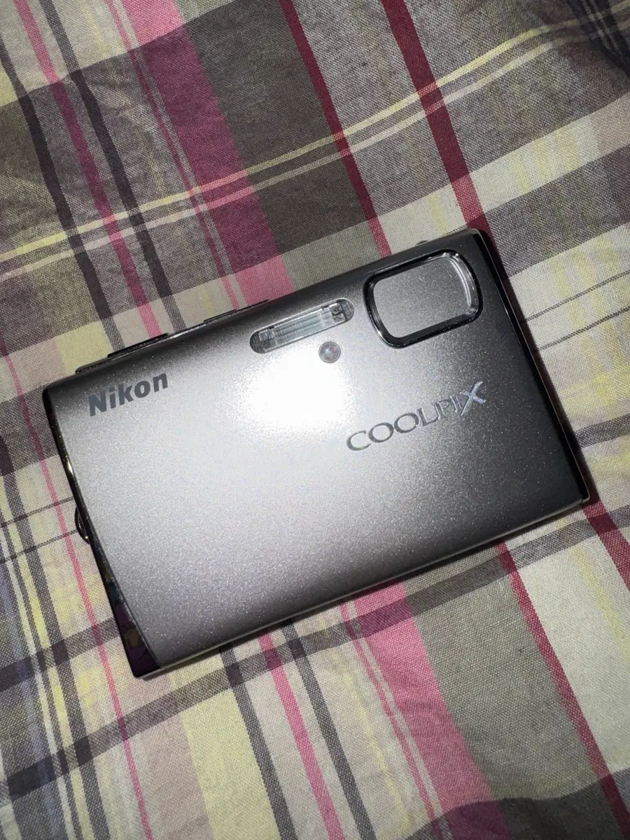 nikon coolpix s51