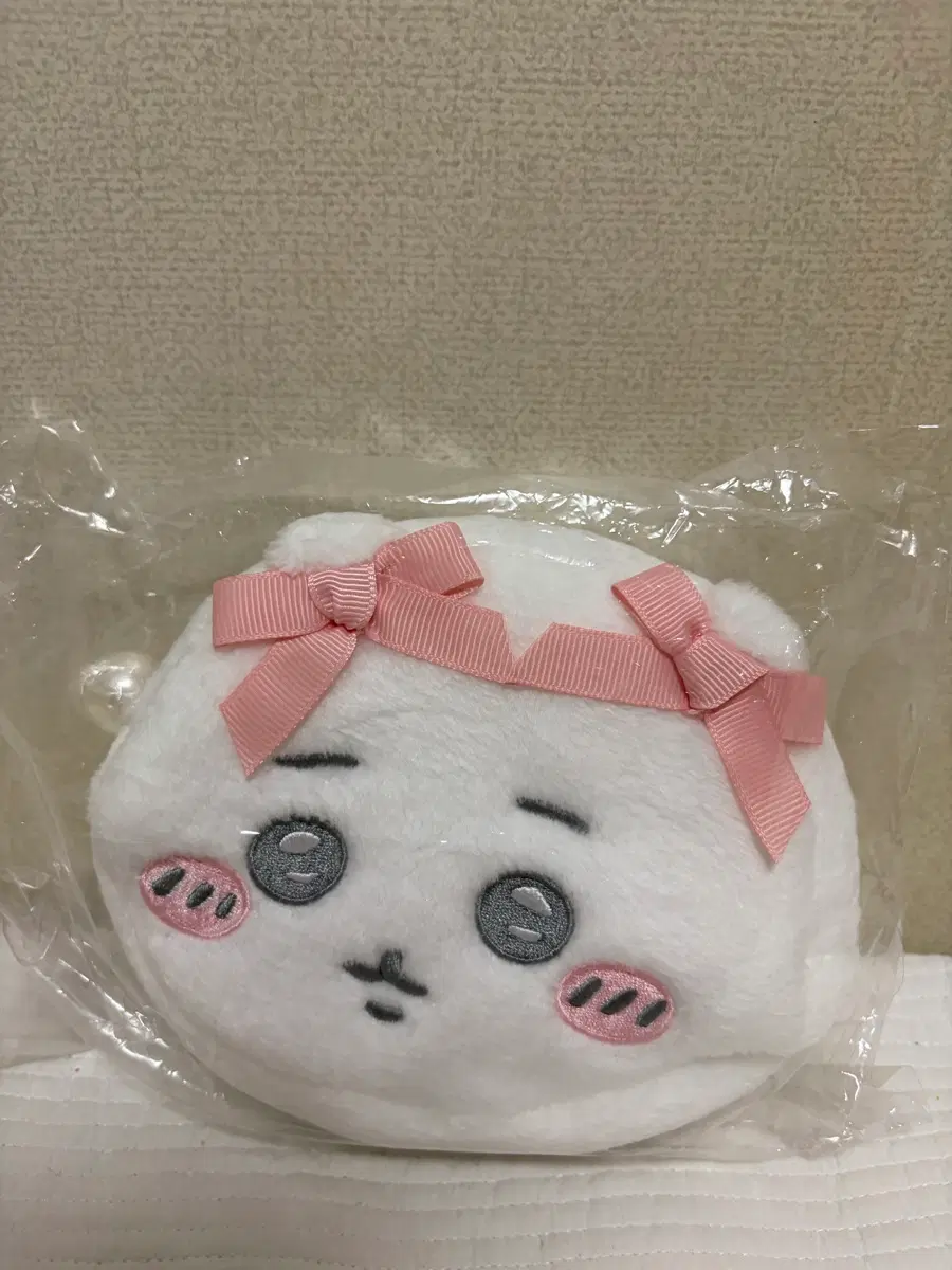 치이카와 다이 컷 페이스 파우치 리본
