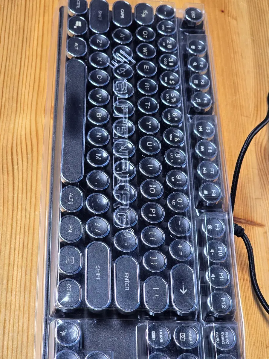 앱코 HACKER K850 알루미늄 레트로 기계식 (백축)