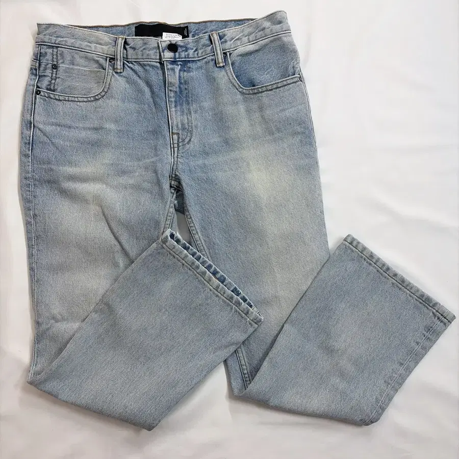 데님x알렉산더왕(DENIM X ALEXANDER WANG) 스트레이트 데님 팬츠