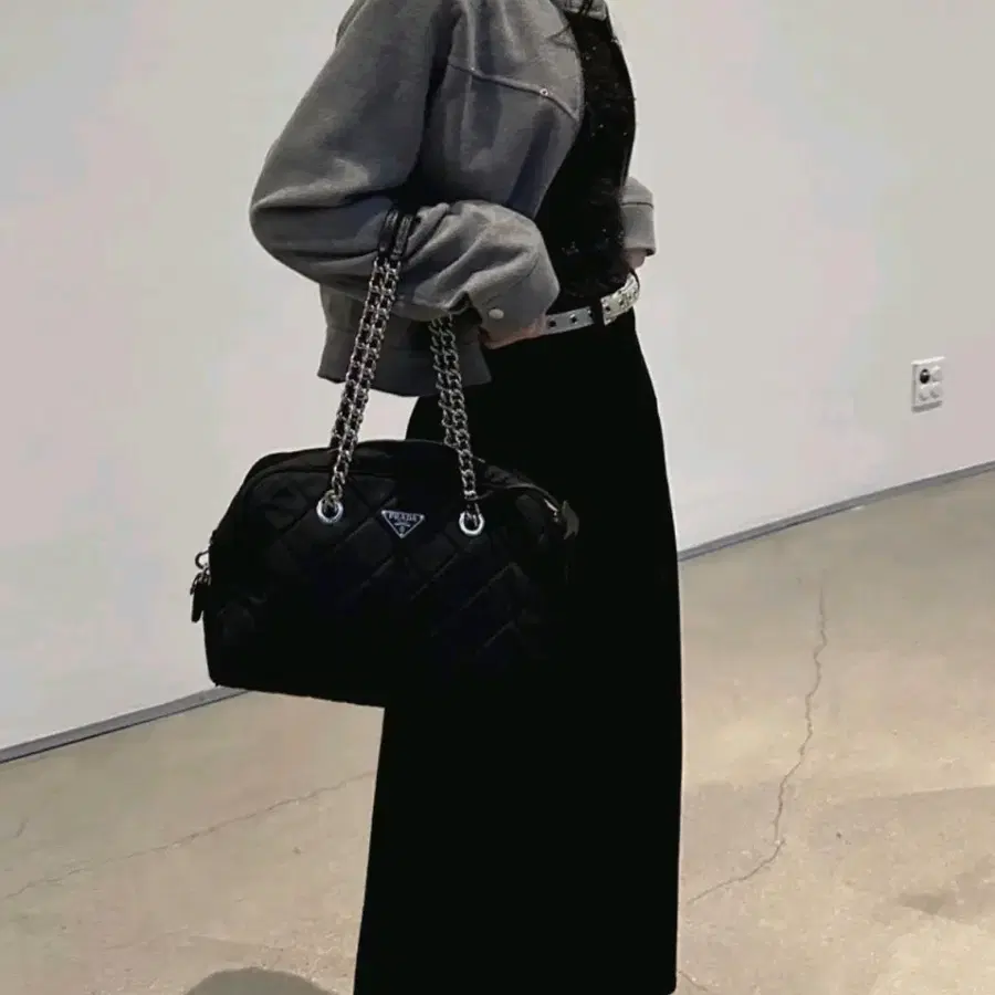 프라다 포코노 나일론 퀄팅 체인 숄더백 블랙