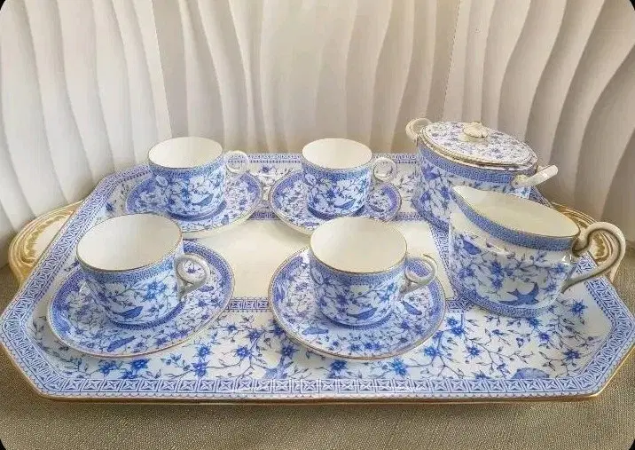 황실찻잔Royal Crown Derby