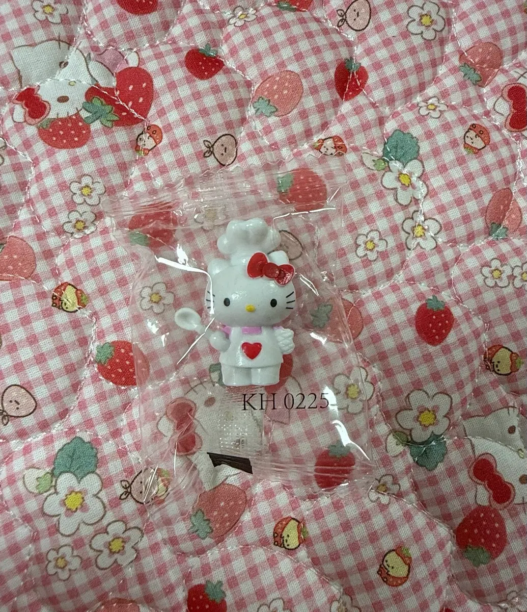 산리오 헬로키티 요리사 피규어