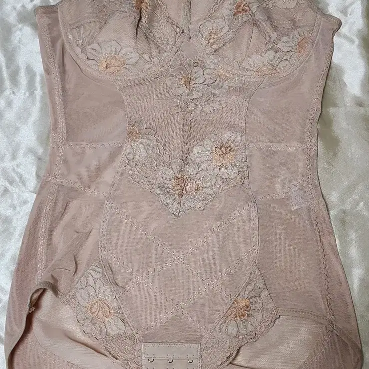 바디수트 보정 쉐이퍼 베이지색 레이스 L, XL