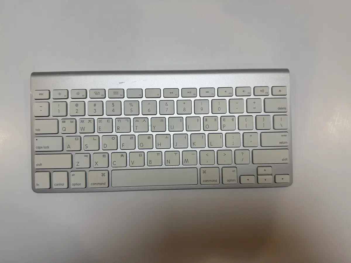 애플 정품 Magic Keyboard 애플 매직 키보드 블루투스 A1314