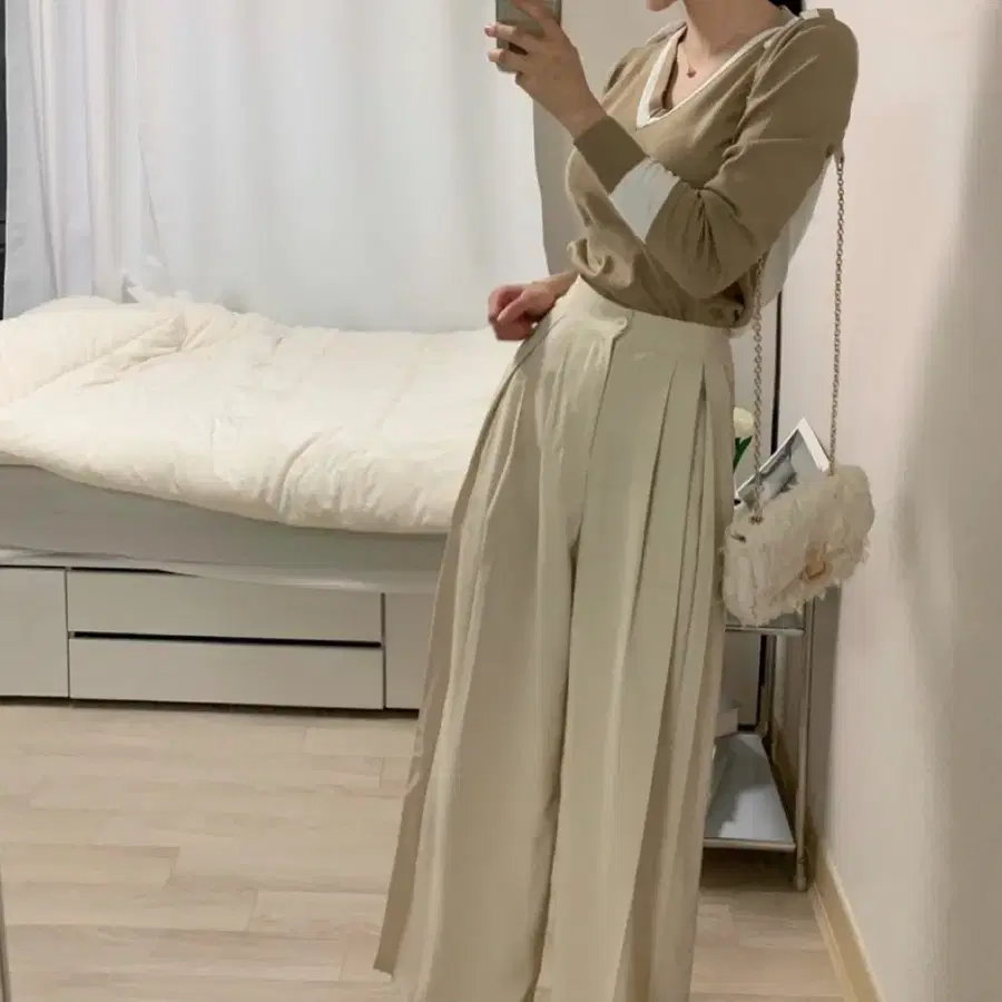 새상품) 핀턱 주름 와이드 슬랙스
