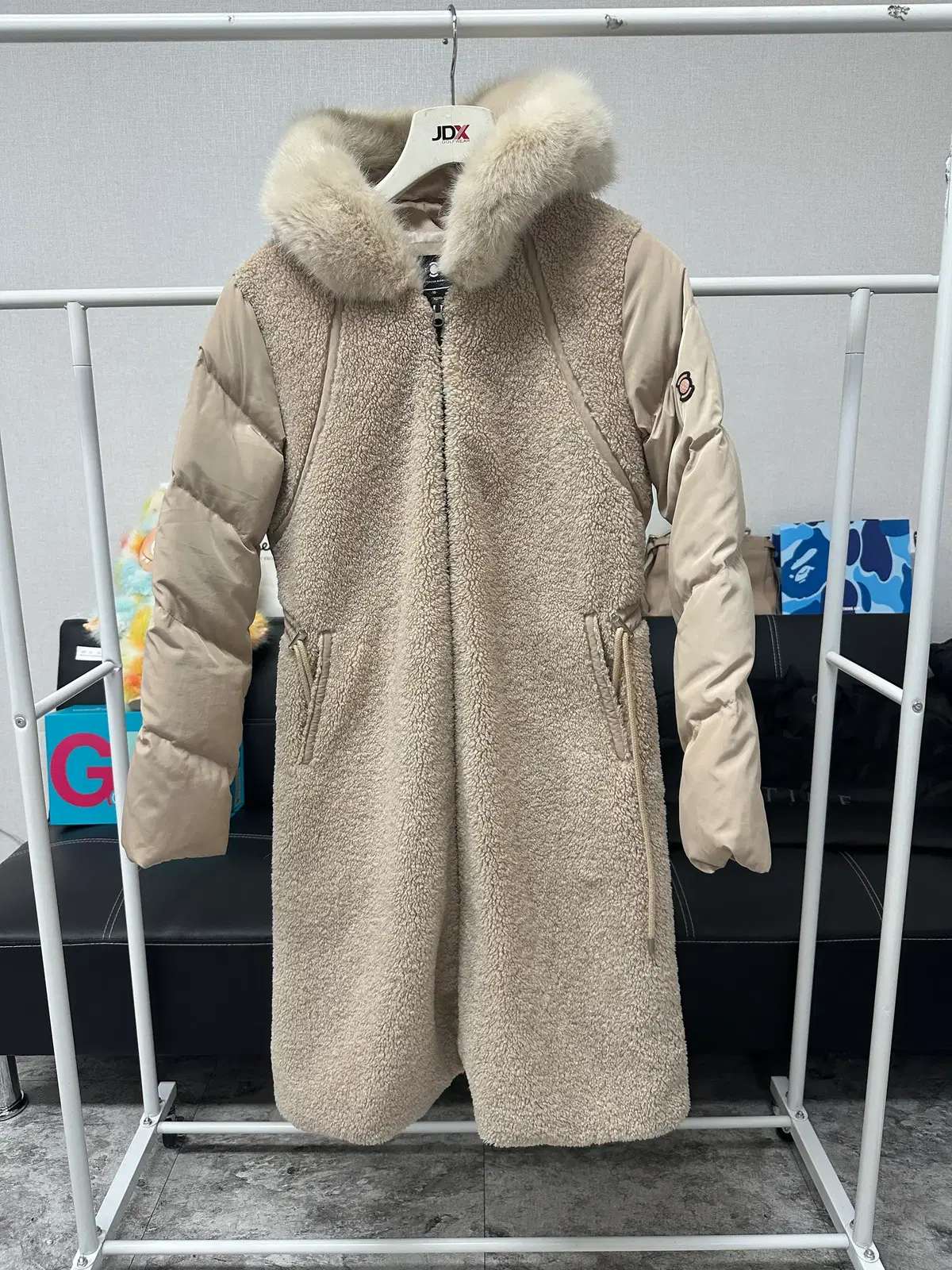 (95)와이드앵글-여성골프 베이지 폭스퍼 구스다운 롱패딩