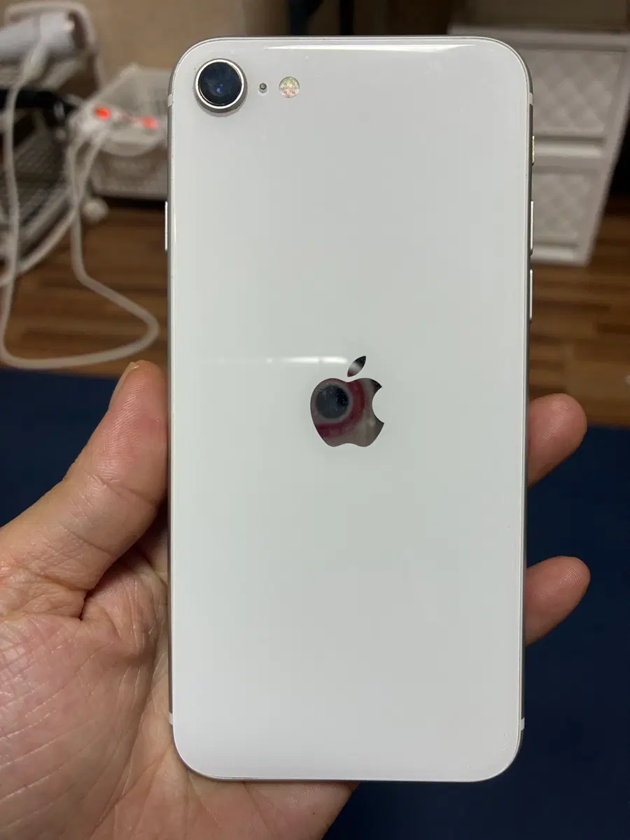 아이폰 se2 128기가 화이트