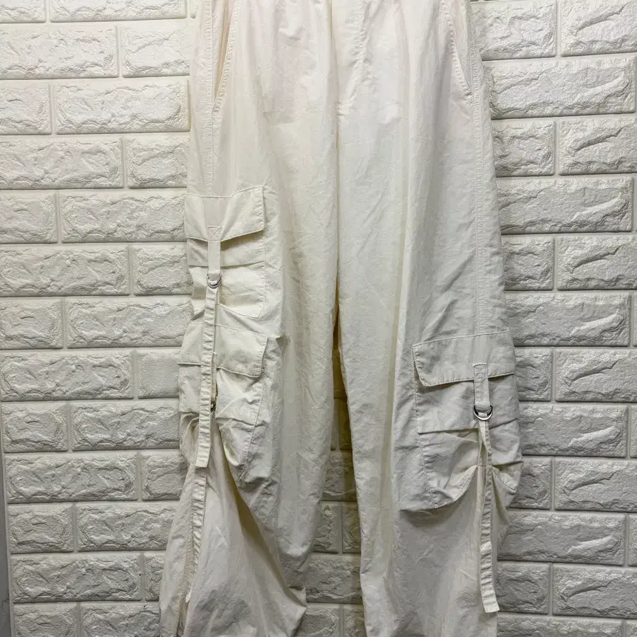 자라 카고팬츠 XS