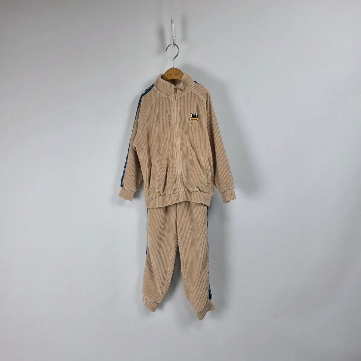팬콧 베이지 코듀로이 트레이닝 상하복 세트 아동 6-7세 260917