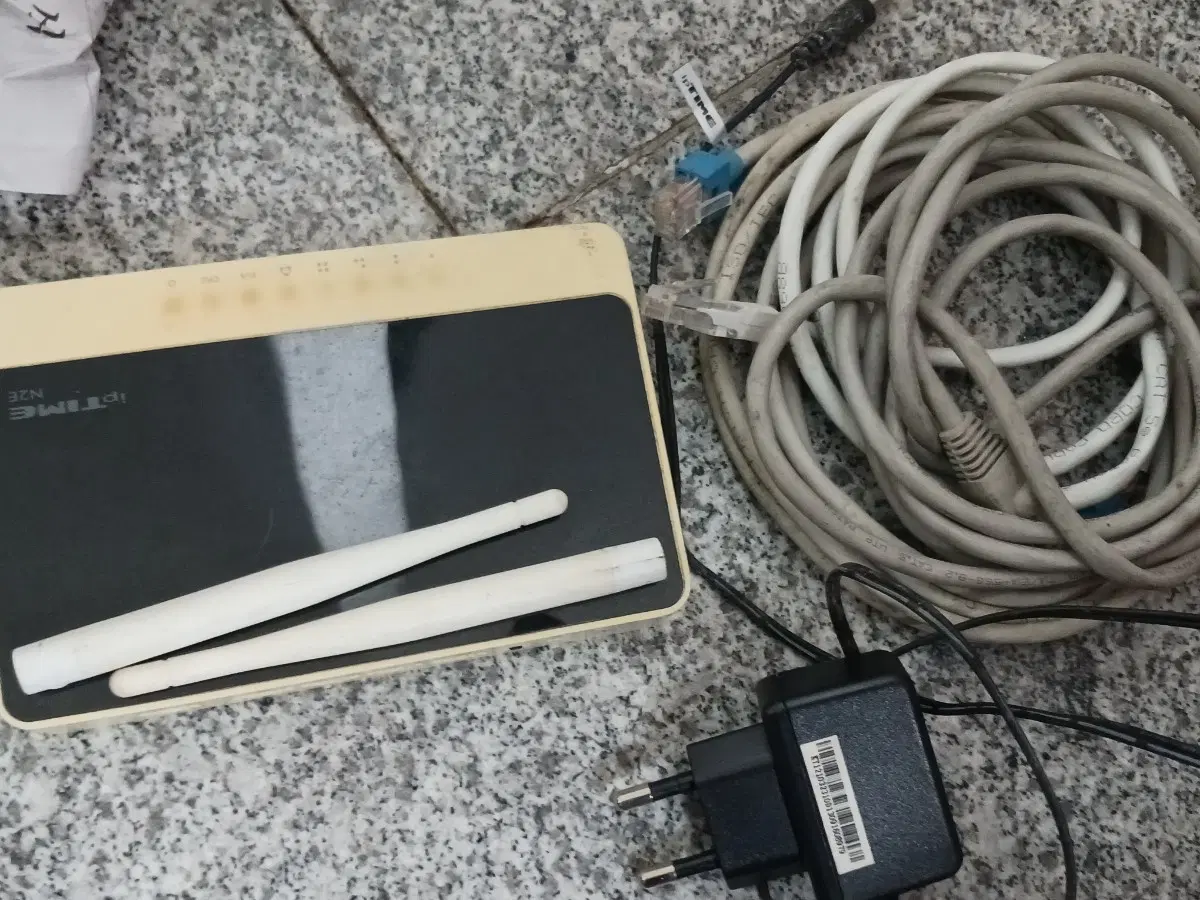 ipTIME N2E 무선 공유기 와이파이 안테나 포함