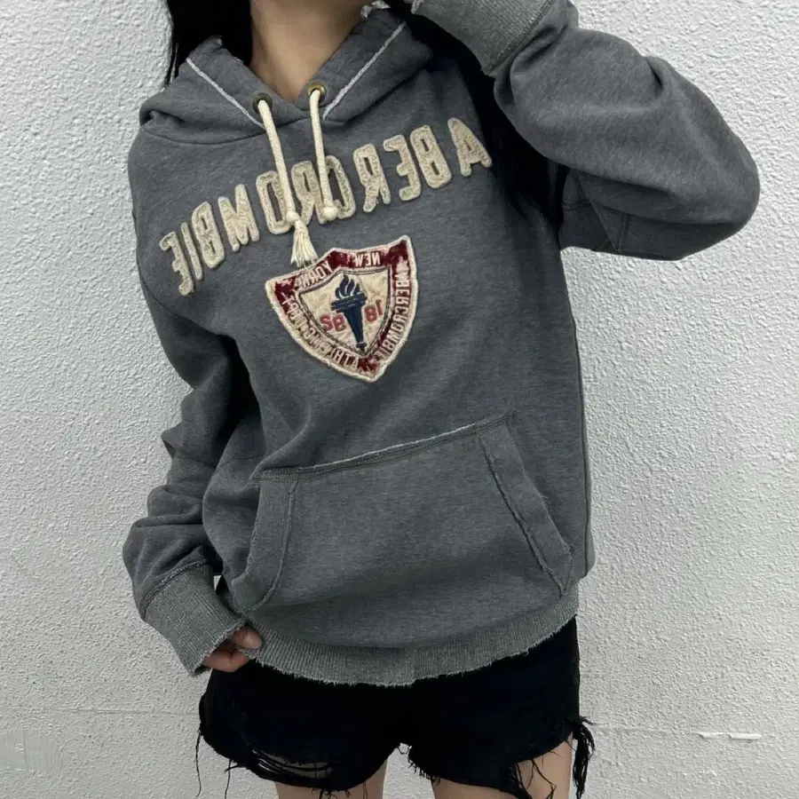아베크롬비 센터로고 그레이 후드 L
