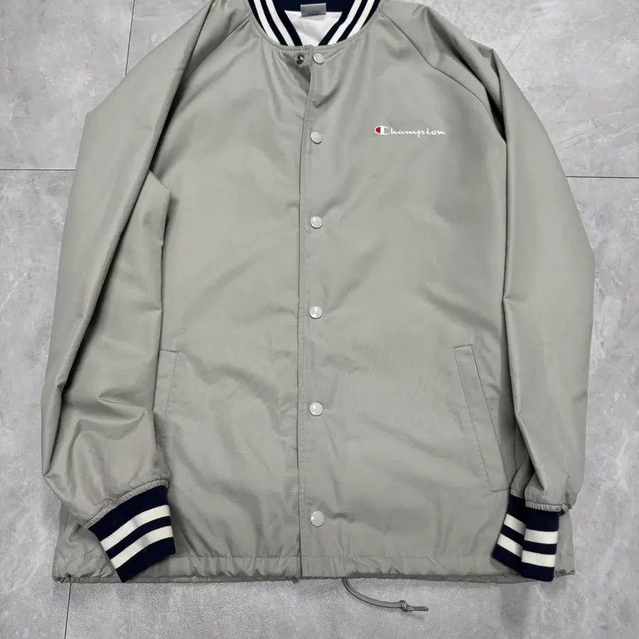 100 챔피온 Champion 코치 자켓