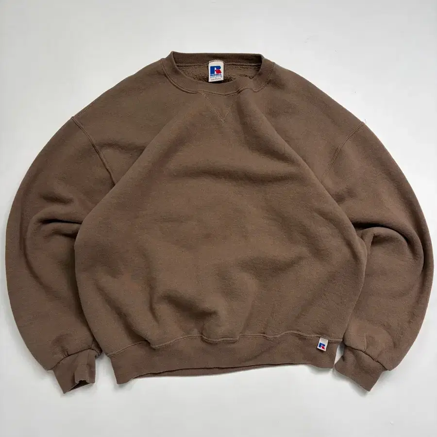 90s Russell Sweatshirt (taupe brown)