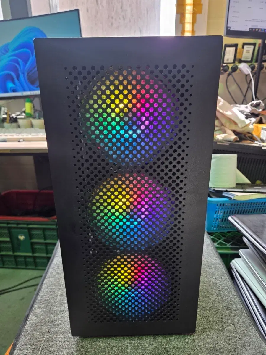 i9-9900KF RTX 2060 게이밍 PC 본체(197)