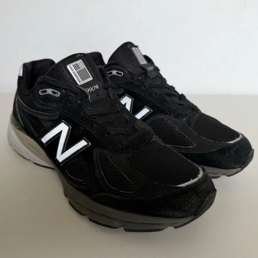 뉴발란스 990v4 블랙 290
