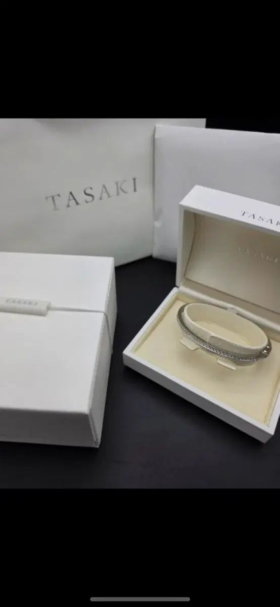 타사키 정품 18K 화골 다이아몬드 팔찌