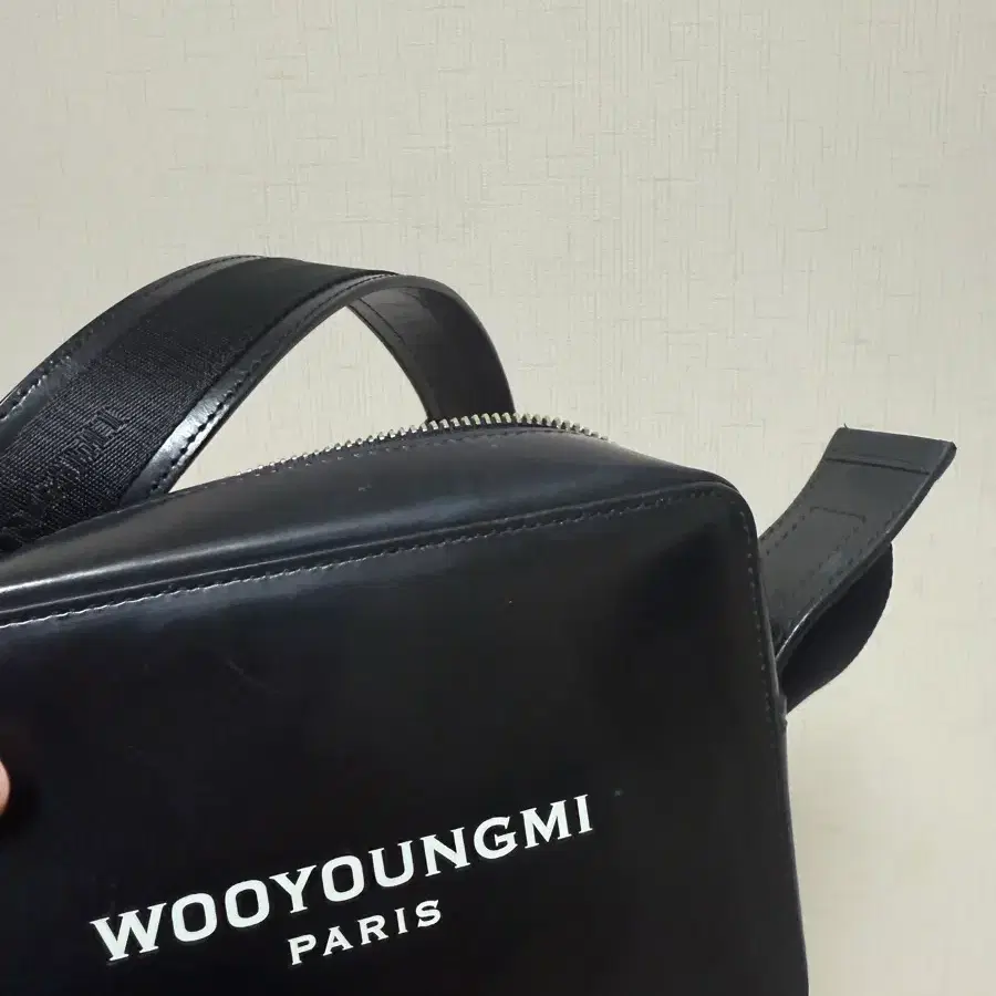 우영미 스퀘어 미니백