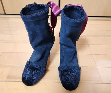 마이라 클래식 레이스업 리본 벨로아 느낌 숏부츠 블랙