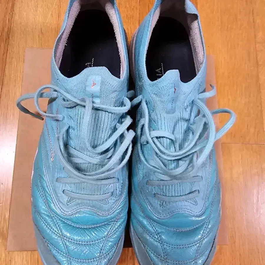미즈노 네오 270 터프화 터콰이즈 블루