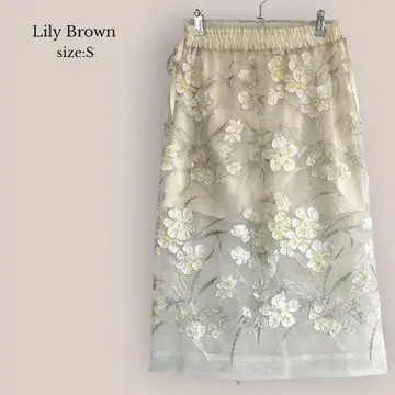 릴리 브라운 Lily Brown 레이스 꽃무늬 타이트 스커트 시어 비침