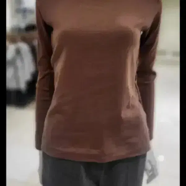 디루치아노 블랙 목폴라 77~88 새제품