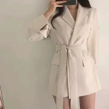 벨트 노단추자켓