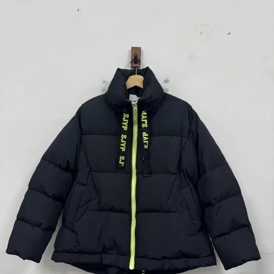 (Xs)SJYP 구스 숏패딩