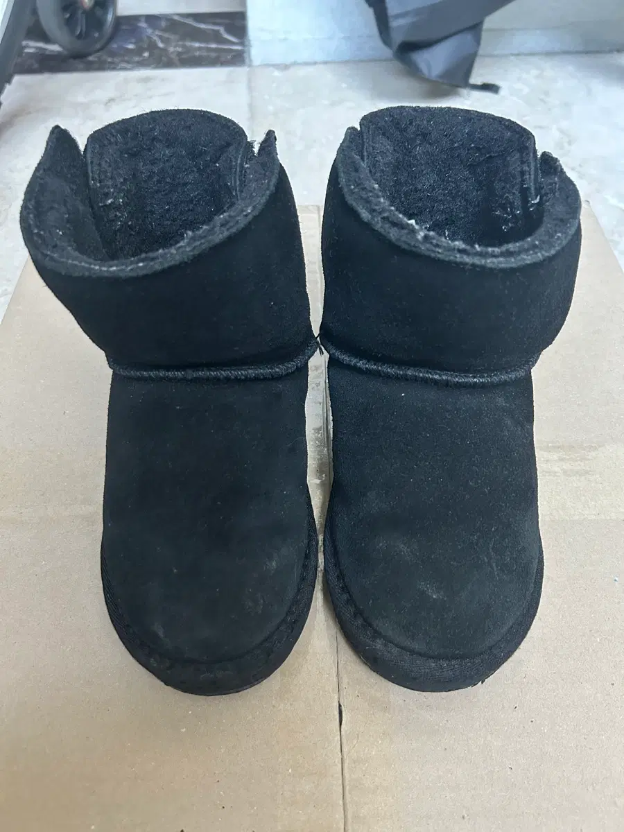 베어파우 블랙 어그부츠 190mm 검정