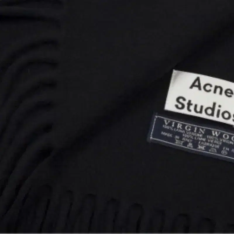 Acne Studios 아크네스튜디오 머플러 목도리 (새상품컨디션, 정가30만) 일본 도쿄 매장구매