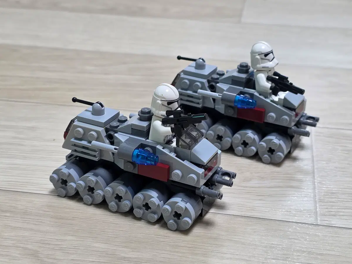 레고 스타워즈 75028 클론 터보 탱크 (Clone Turbo Tank)