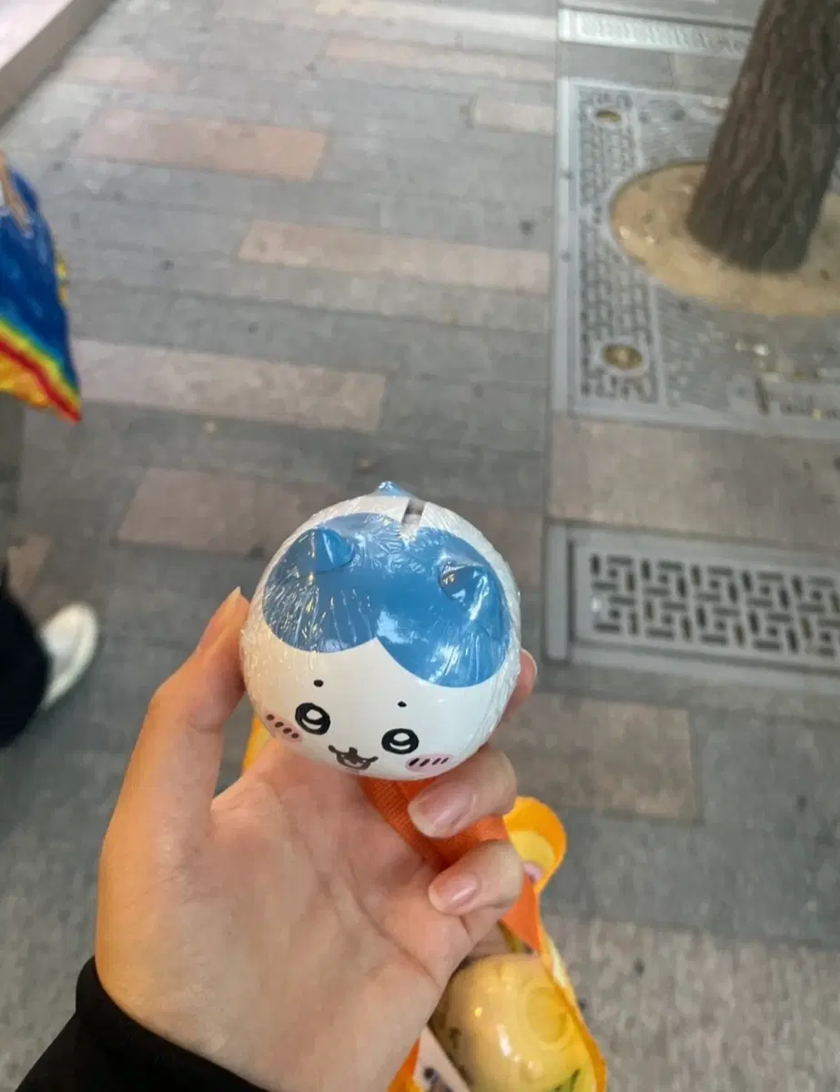 (교환)먼작귀 저금통 가챠 하치>치이