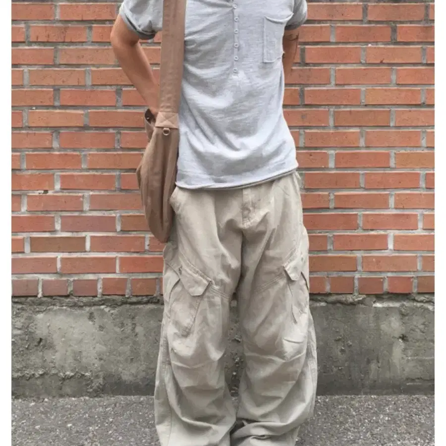 카고 와이드 팬츠 아이보리 L (새제품)
