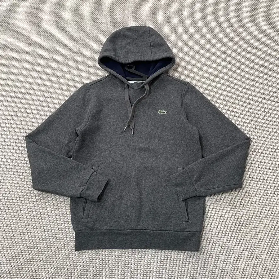 XS 라코스테 기모 후드티셔츠 B.6693