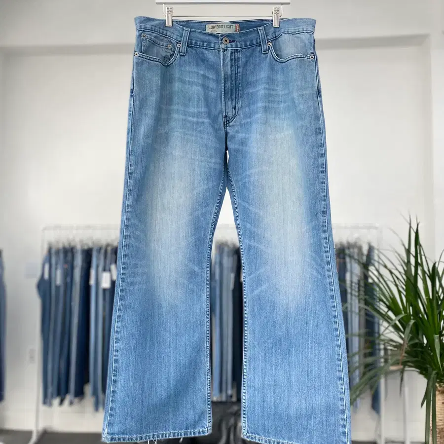 리바이스527 Boots Cut 00s 38사이즈 a6569