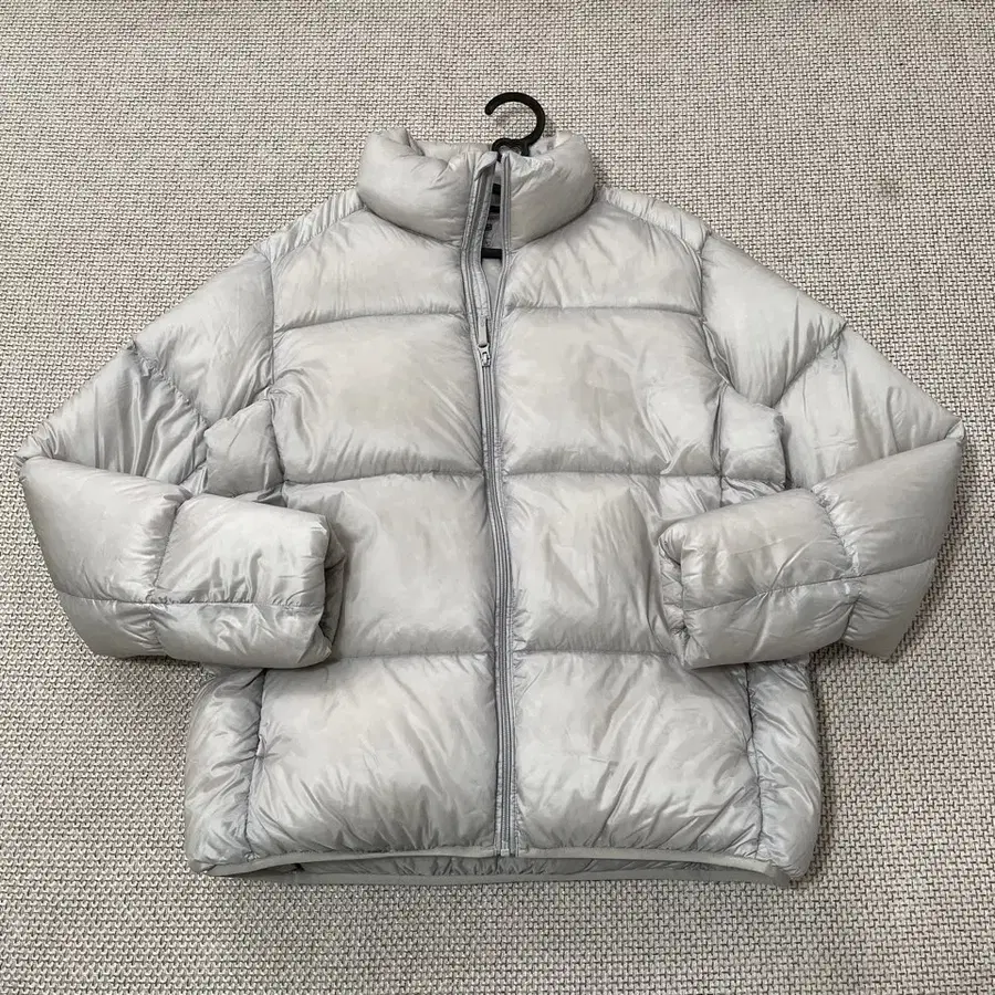 XL 유니클로 다운 패딩 자켓 B.6679