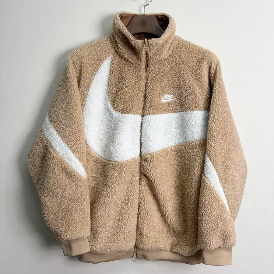 나이키 (Nike) NSW 빅스우시 풀집 리버시블 보아 자켓 (모델명 BQ6546-200 / 표기 L / 남성 100 추천)