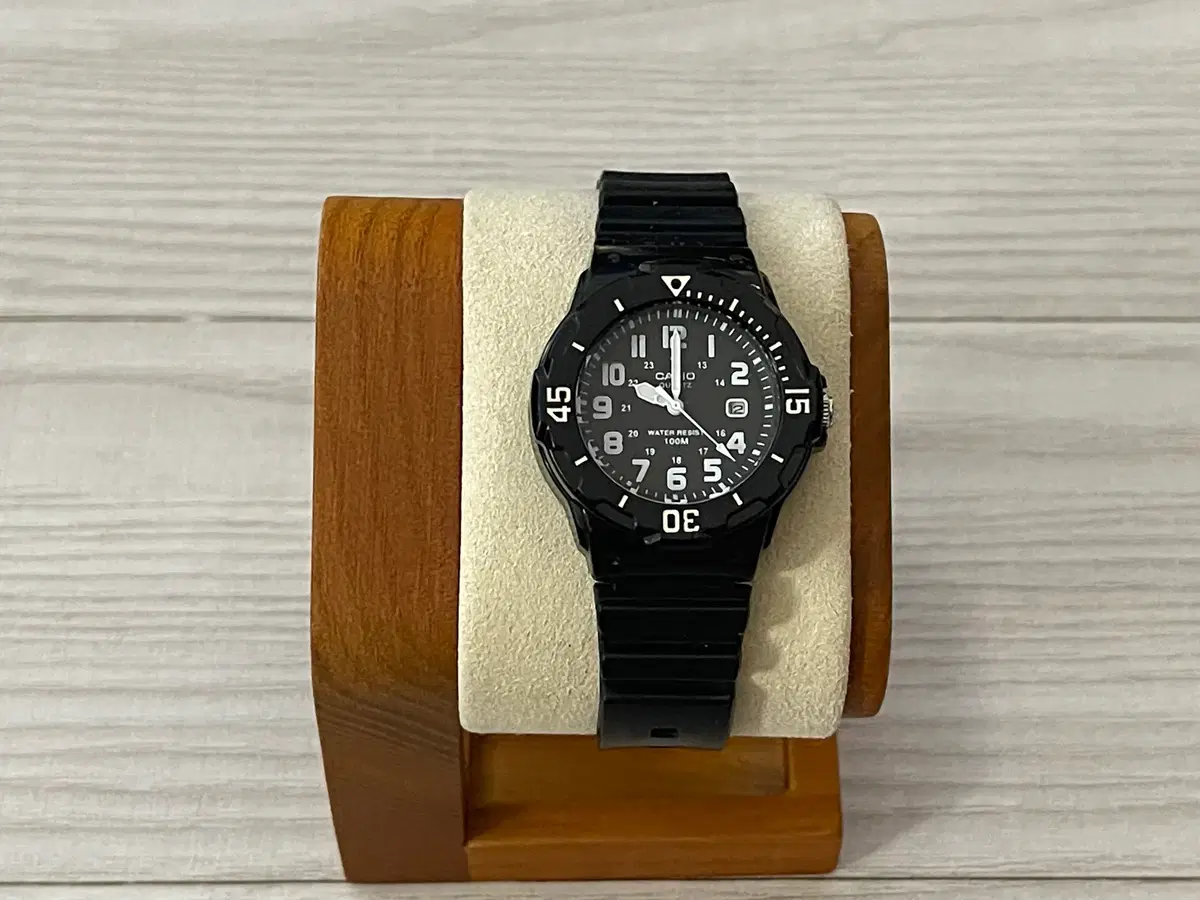 [CASIO] 카시오 스포츠 여성용 손목시계 LRW-200H