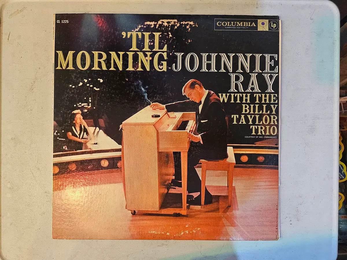 싱어송라이터 조니 레이(Johnnie Ray)가 1958년에 발표한 재즈 팝 명반 'Til Morning의 오리지널 LP