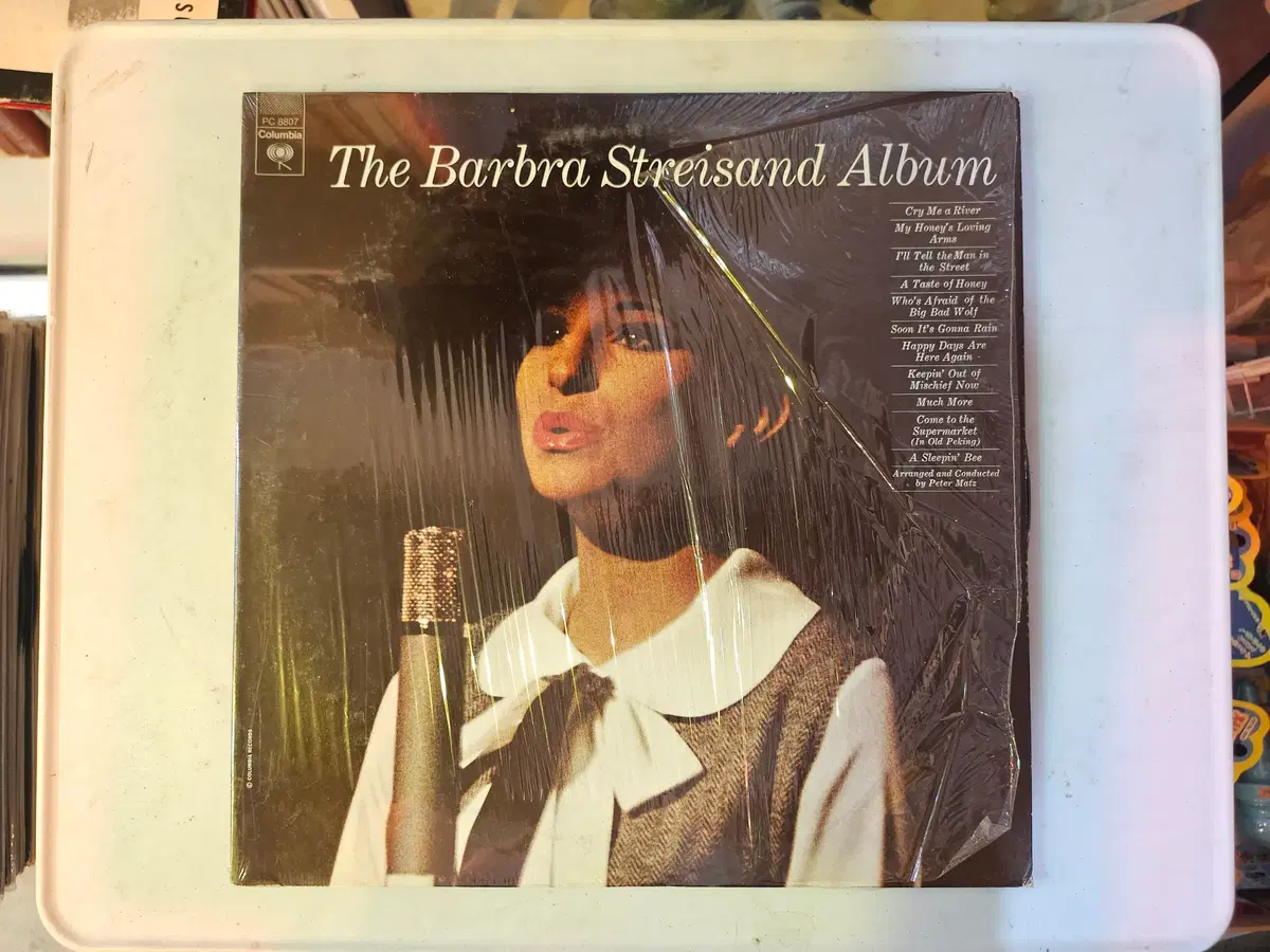 바브라 스트라이샌드(Barbra Streisand)가 1963년에 발표한 역사적인 데뷔작 The Barbra Streisand Album의 LP 음반