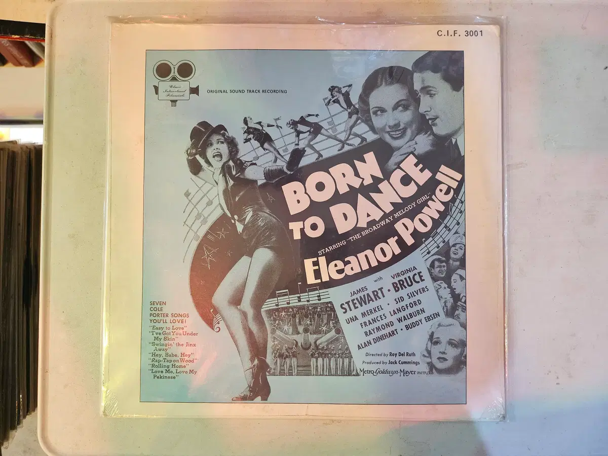 1936년 명작 뮤지컬 영화 본 투 댄스 (Born to Dance)의 오리지널 필름 사운드트랙(Original Sound Track Recording) LP 음반입니다