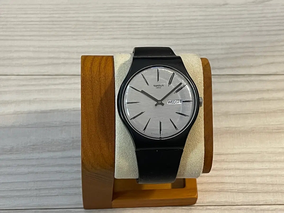 [SWATCH] 스와치 모노 블랙 SUOB720