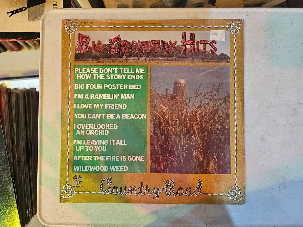 Big Country Hits 시리즈의 또 다른 연작인 Big Country Hits (Country Road) Volume 2 계열의 오리지널 LP