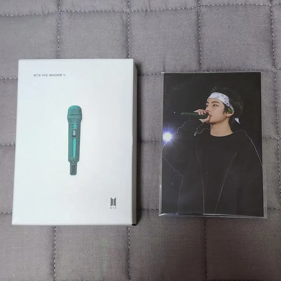 방탄소년단 bts 뷔 마이크 금속 뱃지 콘서트 굿즈 MD 포카 포토카드 김태형 V 공굿