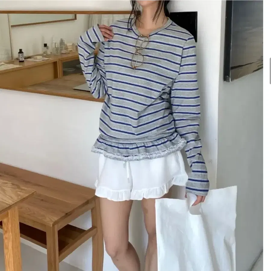 프릴 레이스 단가라 티셔츠