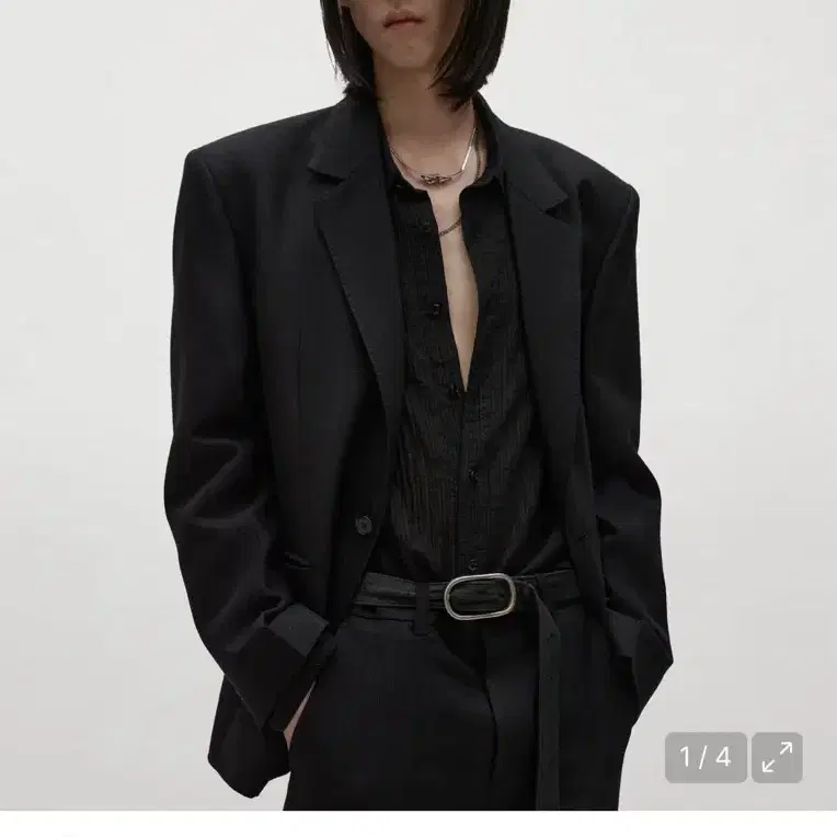 삽니다) 엘무드 키아라 헤링본 블레이저 블랙 46