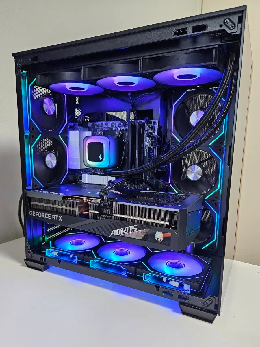 9800X3D 4080SUPER 어로스마스터 고사양 데스크탑