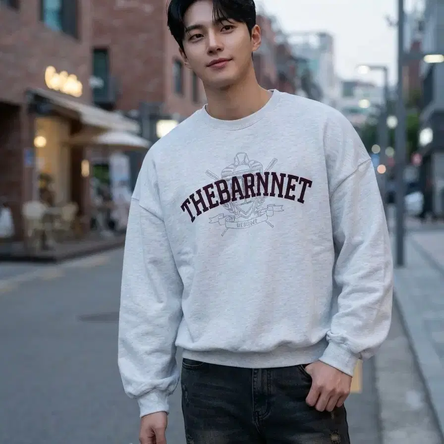 더바넷의 헤리티지 맨투맨입니다.
