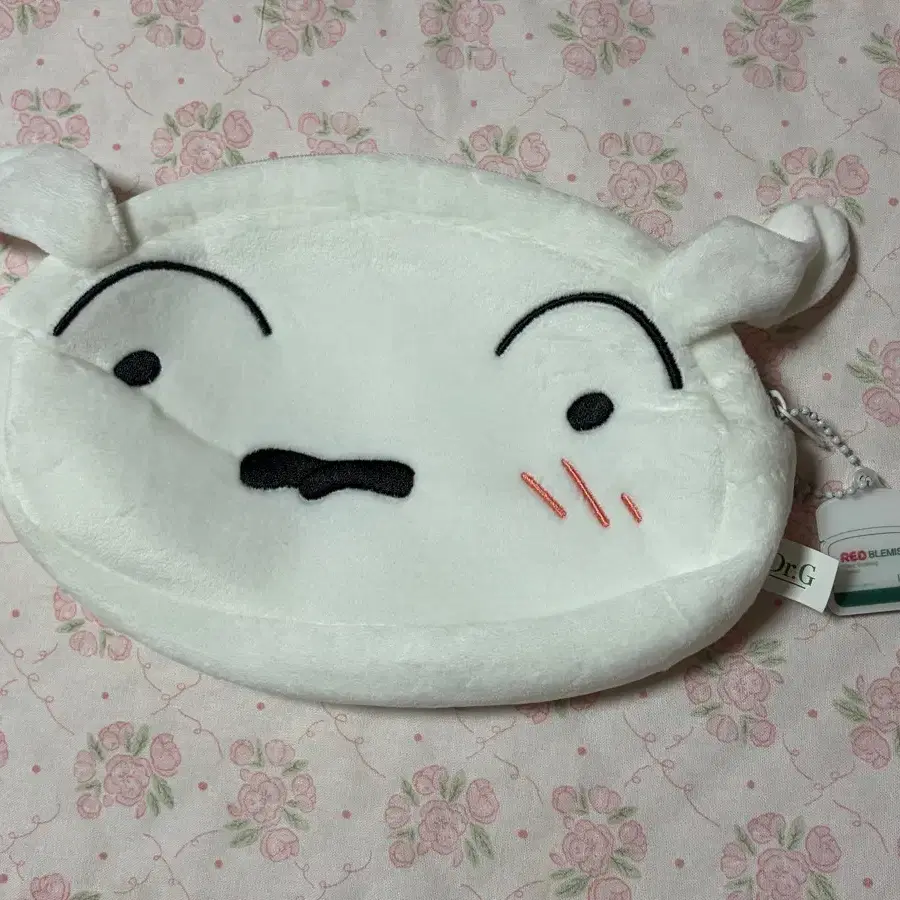 닥터지 레드 블레미쉬 흰둥이 파우치 짱구는 못말려